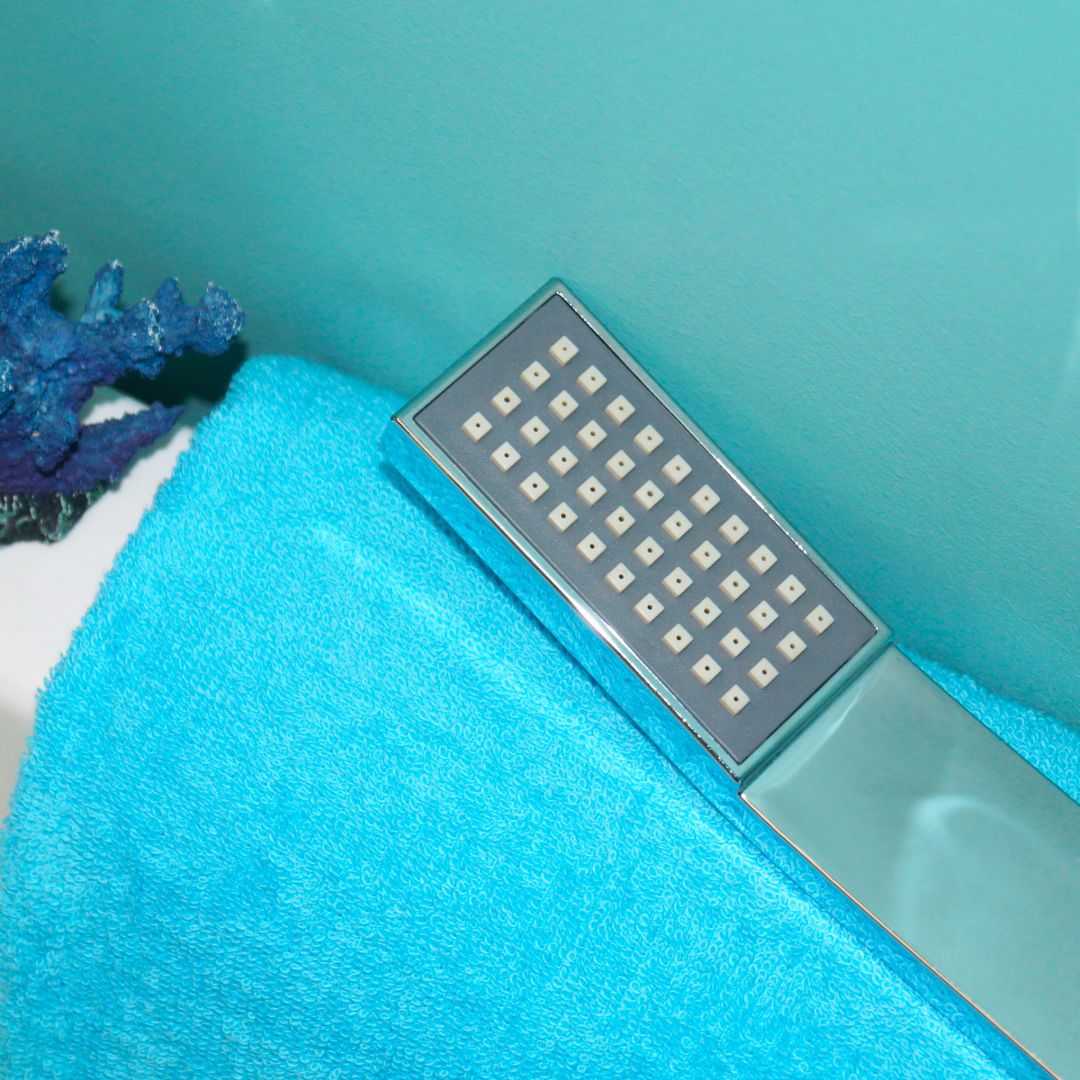 Смеситель для ванны с коротким изливом СМ-В ГЕККО AD-2511